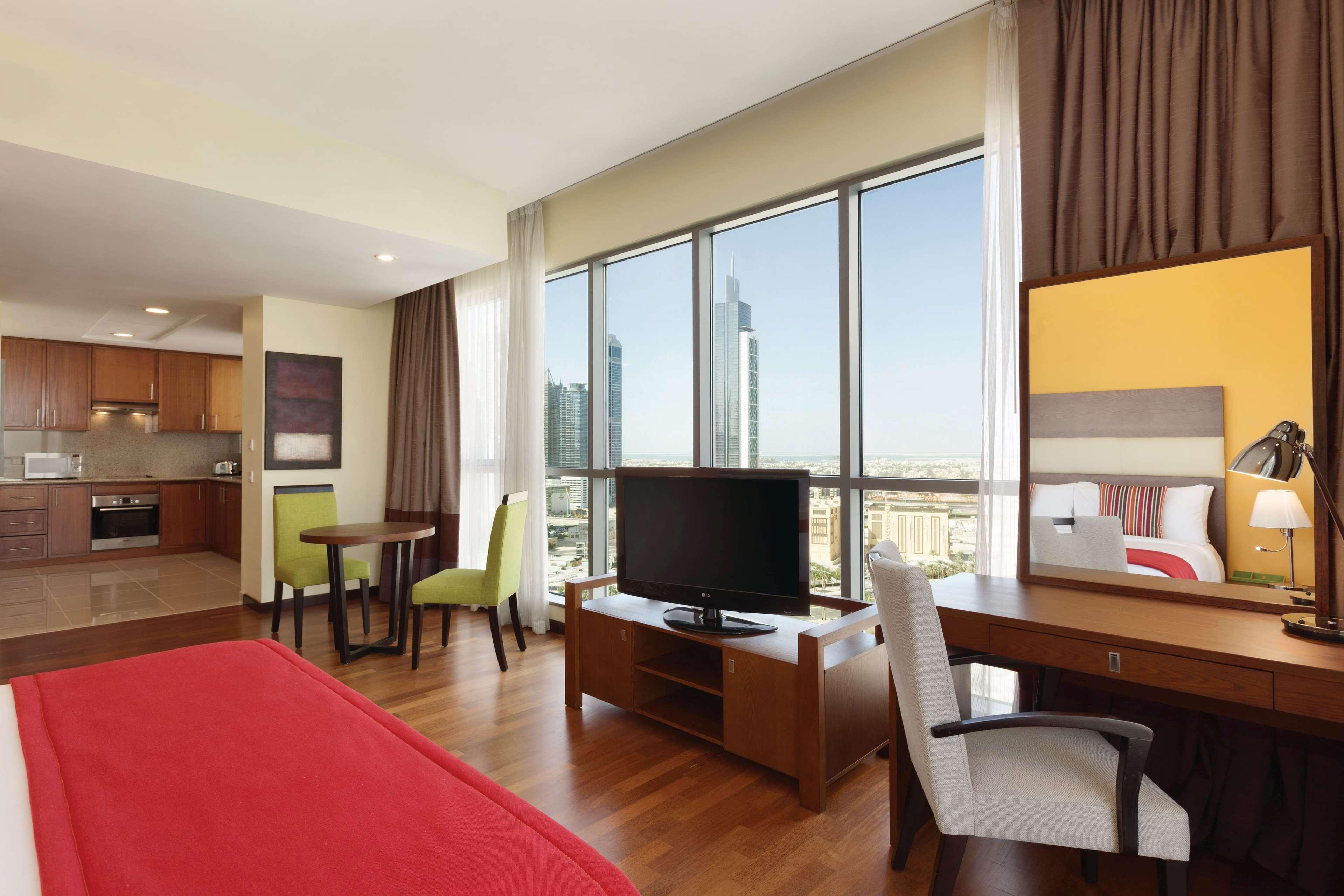 Ramada By Wyndham Downtown Dubai Aparthotel Ngoại thất bức ảnh